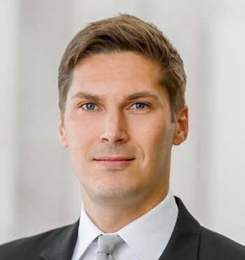 Dr. Christian Bélorgey